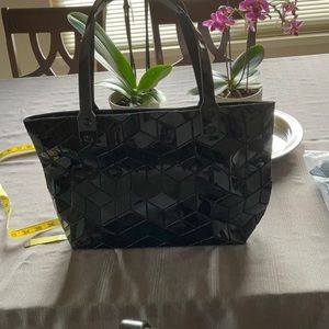 Patrizia Luca Geometric Design Shoulder Bag NWOT, black.